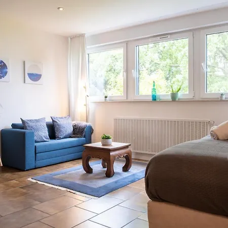 Helles Mit Eigenem Stellplatz Apartament